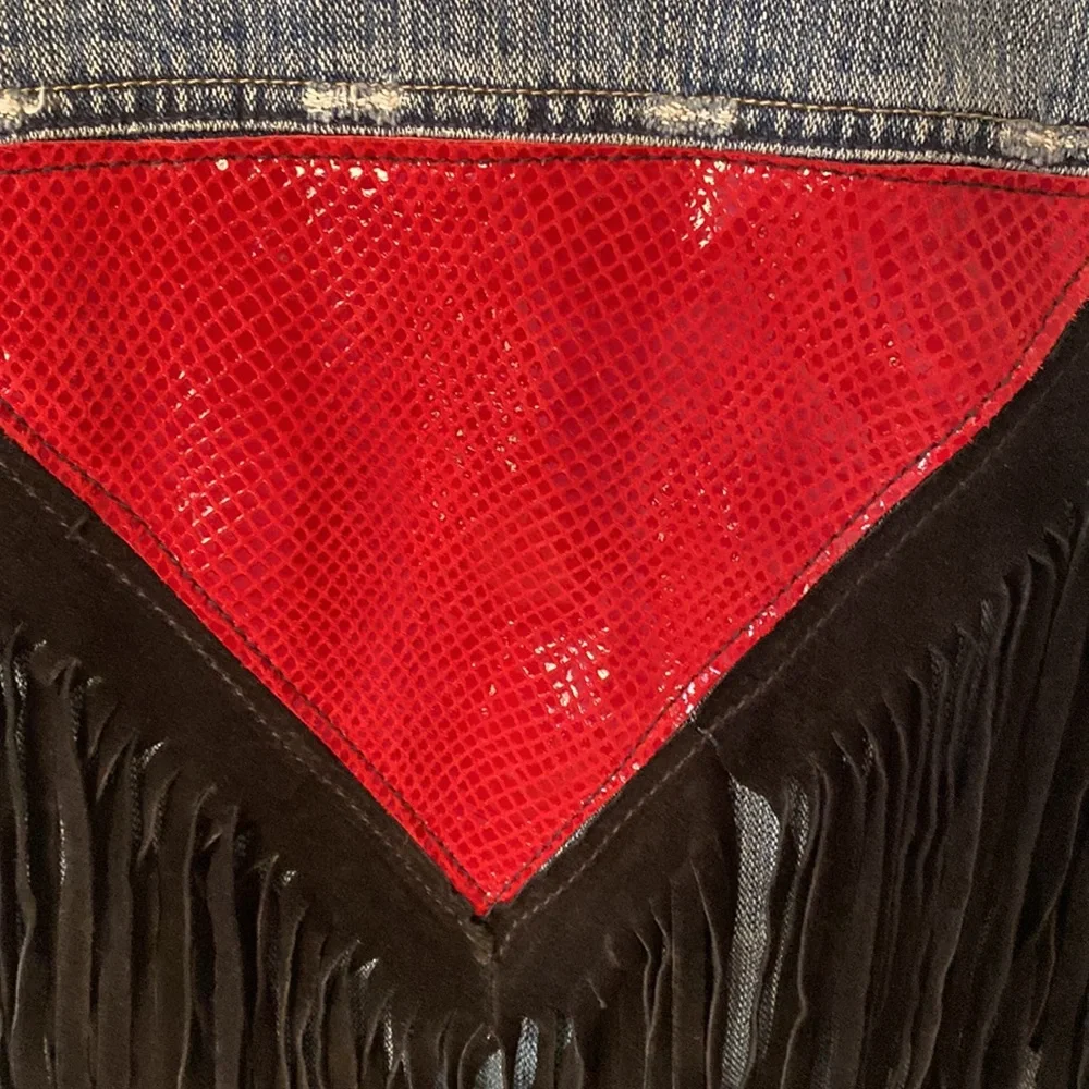 Squeeze Jean Jacket - Picture 13 of 14